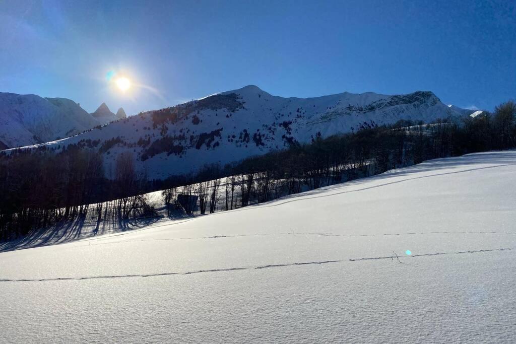 Logement 4/6 Personnes A La Montagne Avec Piscine Apartment Saint-Sorlin-d'Arves ภายนอก รูปภาพ